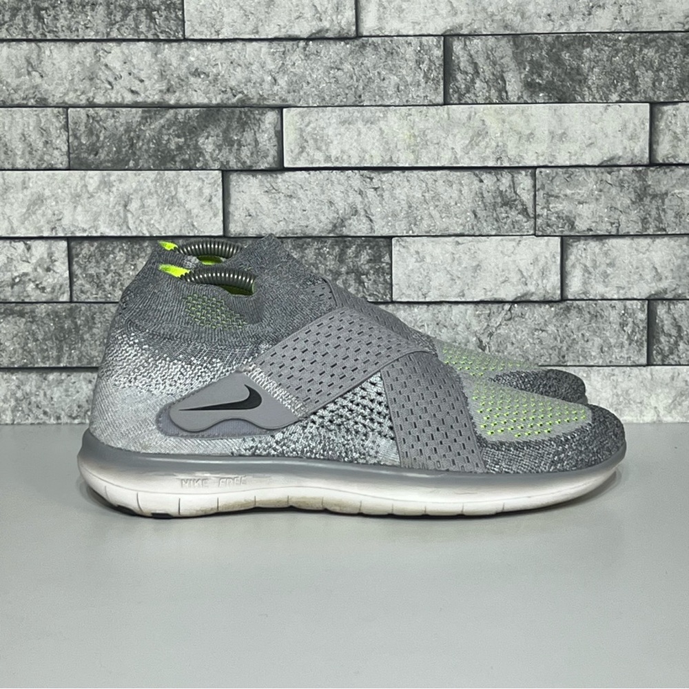 Nike Free RN Motion Womens 8.5 Gray Volt Flyknit Slip-On Athletic Shoes